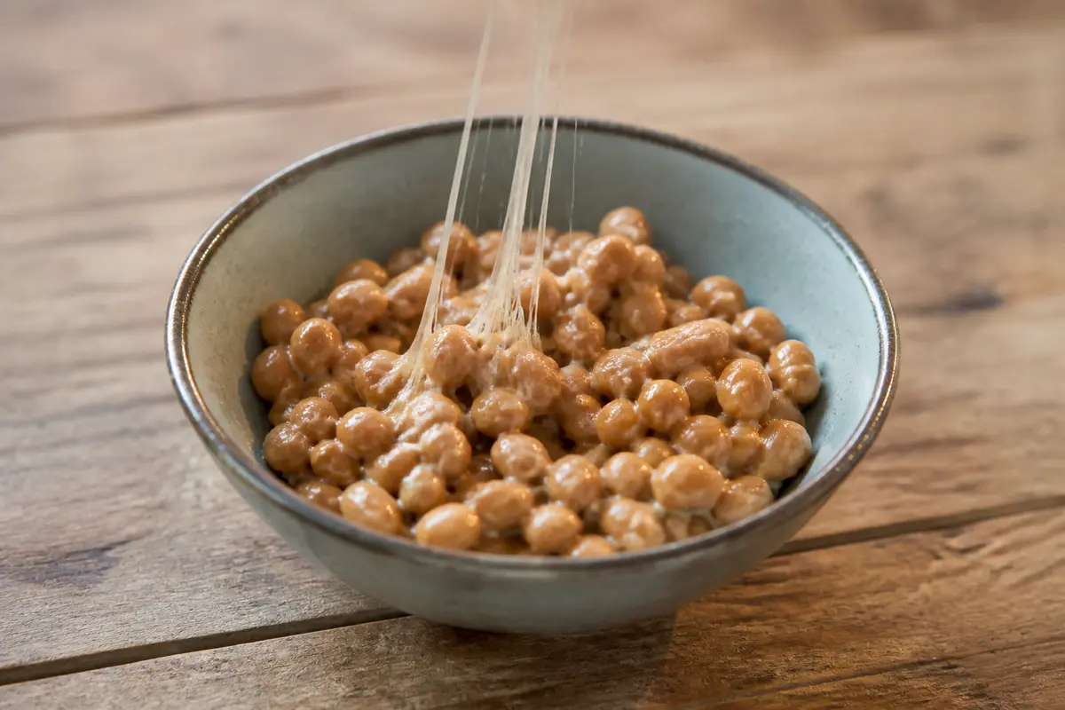 Natto bio : Comment faire et déguster ce super-aliment japonais ?